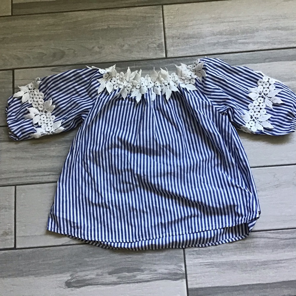 ♥️3x$20 - Bebe Girls Off-Shoulder Top - Picture 3 of 8